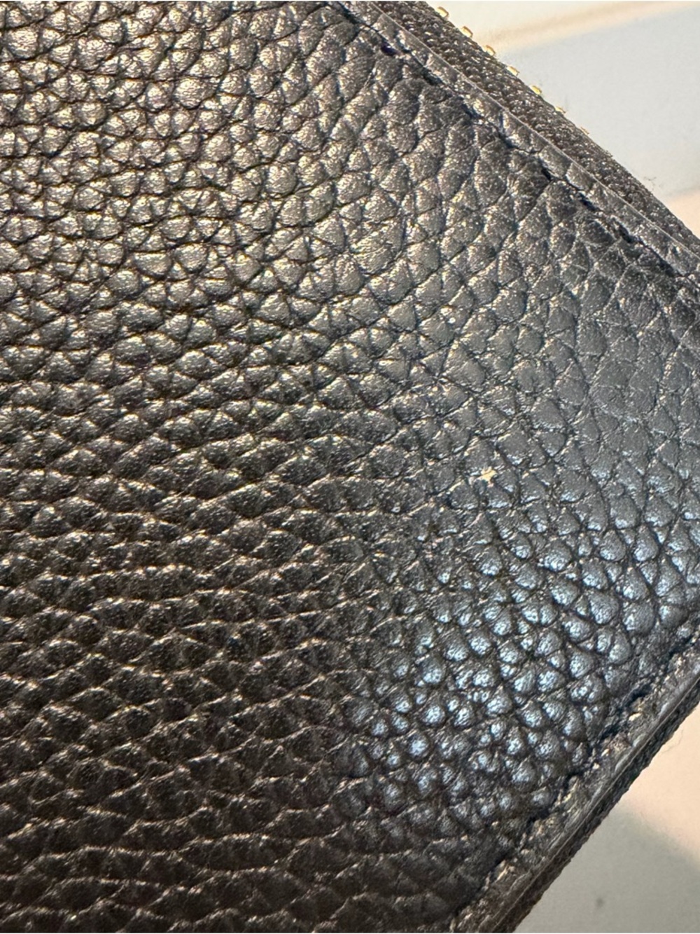 Tory Burch Zip Around Wallet Black Pebbled Leather w/ Gold Zipper & Accents EUC - Picture 16 of 16